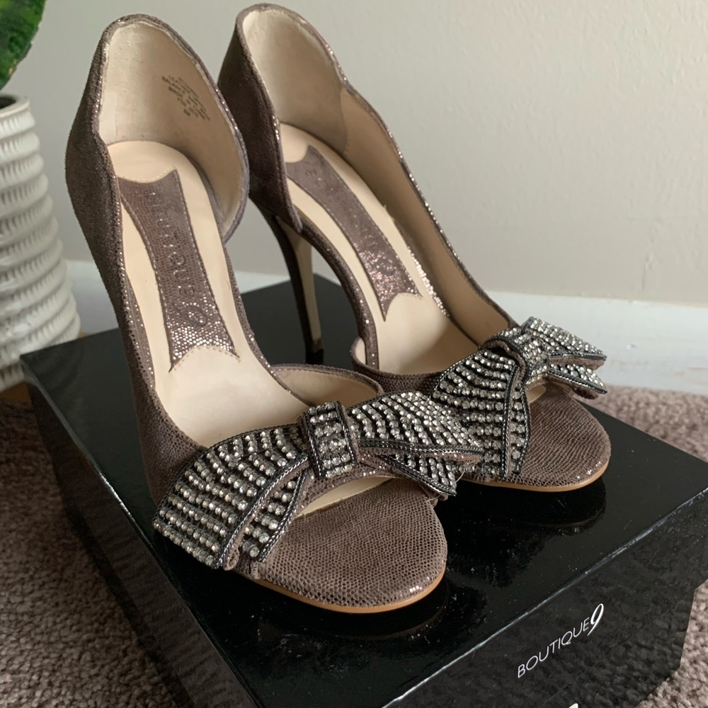 Nine West Pewter Peep-Toe Heels with Bow Accent